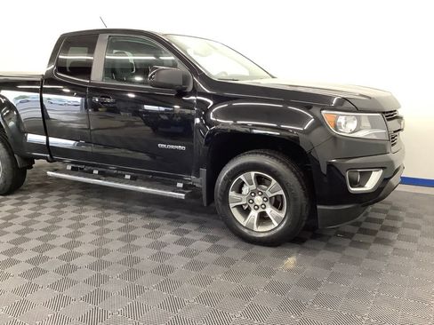 Used 2018 Chevrolet Colorado Z71 AWD/4WD image 22