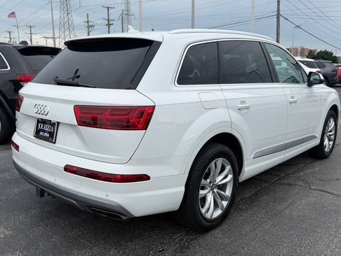 Used 2019 Audi Q7 3.0T Premium AWD/4WD image 5