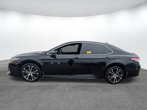 Used 2020 Toyota Camry SE image 7