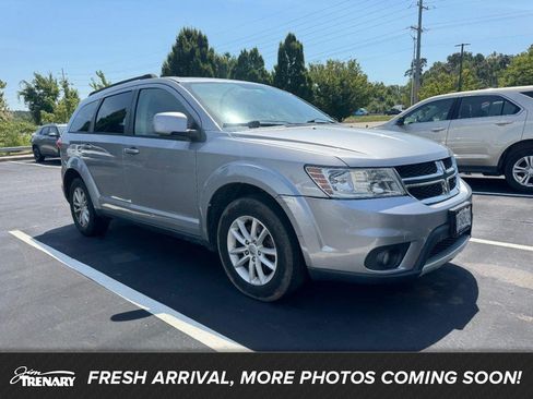 Used 2016 Dodge Journey SXT w/ Comfort/Convenience Group AWD/4WD image 1