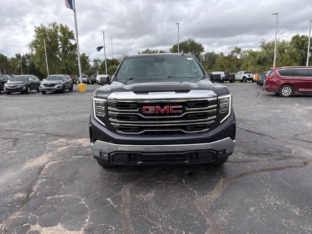 Used 2022 GMC Sierra 1500 SLT AWD/4WD image 14