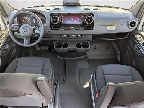 New 2026 Mercedes-Benz Sprinter 2500 image 14