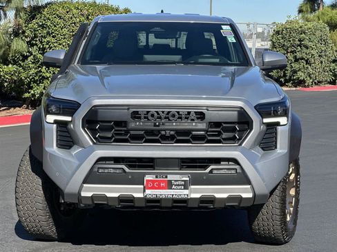 Used 2024 Toyota Tacoma 4x4 Double Cab Hybrid image 6