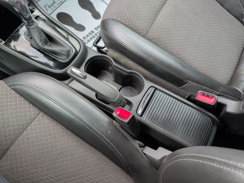 Used 2019 Buick Encore Preferred image 17