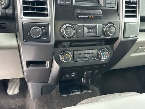 Used 2015 Ford F150 XLT w/ Equipment Group 301A Mid RWD image 25