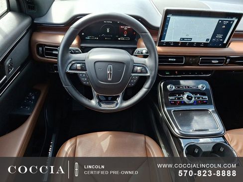 Certified 2022 Lincoln Nautilus Reserve AWD/4WD image 11