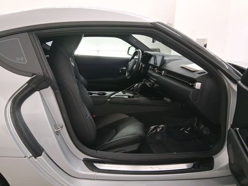 Used 2022 Toyota Supra Premium w/ Driver Assist Package image 26