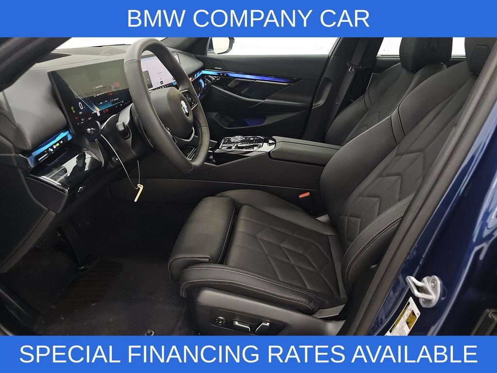 Used 2027 BMW 540i xDrive AWD/4WD image 8