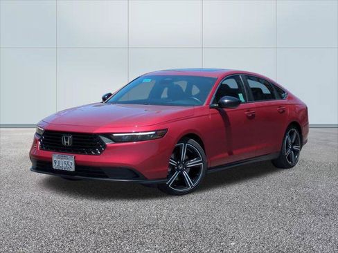 Used 2024 Honda Accord Sport image 1