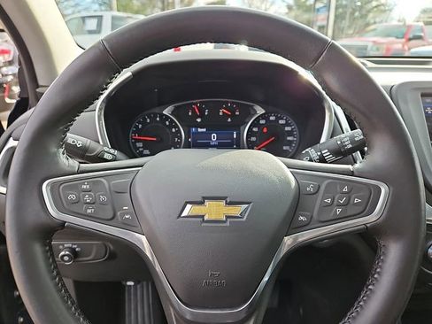 Used 2022 Chevrolet Equinox LT image 31