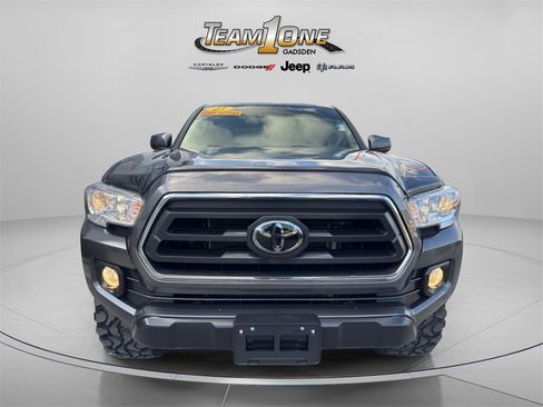 Used 2023 Toyota Tacoma TRD Sport image 3