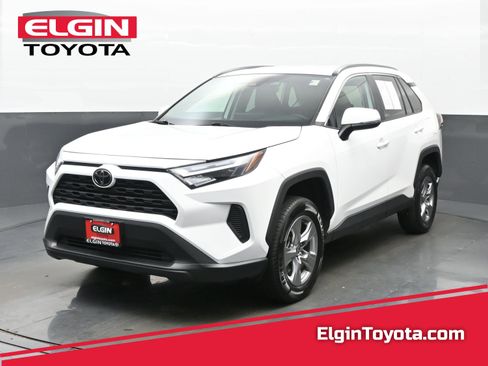 Used 2025 Toyota RAV4 XLE AWD/4WD image 1
