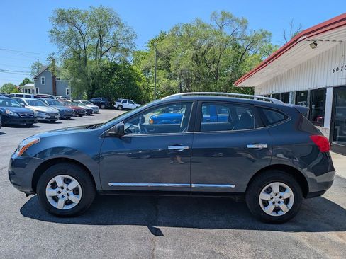 Used 2015 Nissan Rogue S w/ Convenience Package AWD/4WD image 4