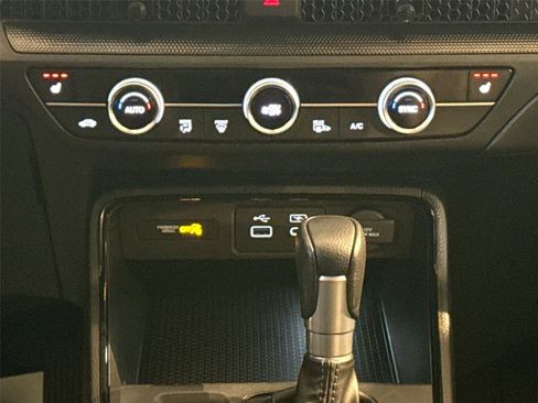 Used 2025 Honda CR-V EX image 17