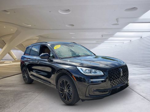 Used 2023 Lincoln Corsair Reserve w/ Jet Appearance Package image 1