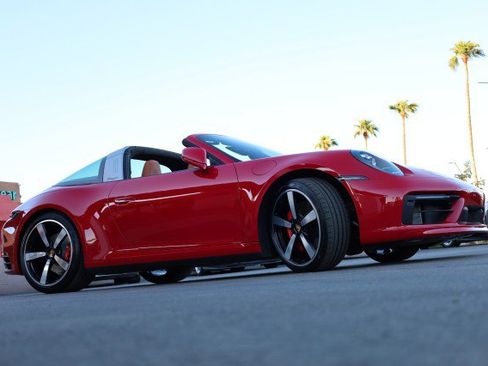 Used 2024 Porsche 911 Targa 4S image 13