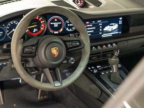 Certified 2022 Porsche 911 GT3 RWD image 14