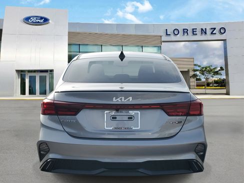 Used 2024 Kia Forte GT-Line w/ GT-Line Premium Package image 4