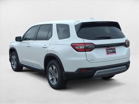 New 2025 Honda Pilot EX-L image 9