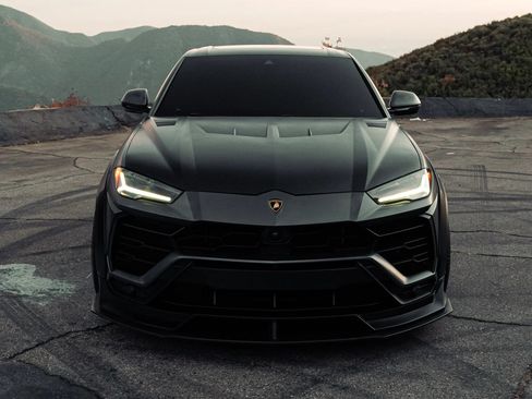Used 2019 Lamborghini Urus AWD/4WD image 3