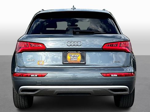 Used 2019 Audi Q5 2.0T Premium w/ Convenience Package image 4