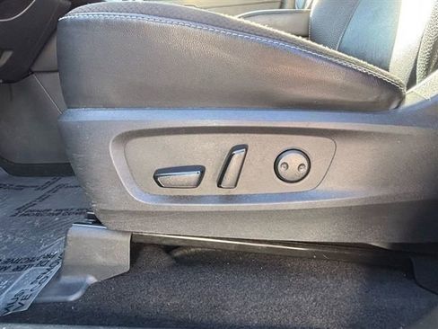 Used 2023 Nissan Pathfinder SL w/ SL Premium Package image 11