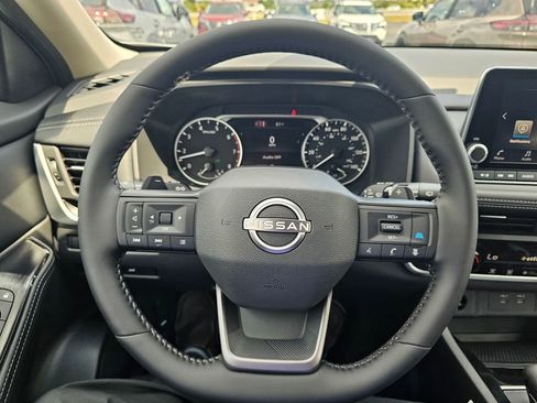 New 2026 Nissan Rogue SV FWD image 18