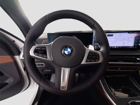 New 2027 BMW X7 xDrive40i w/ M Sport Package AWD/4WD image 21