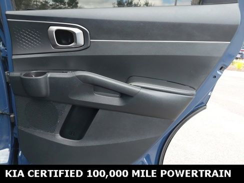 Certified 2024 Kia Sorento S image 28