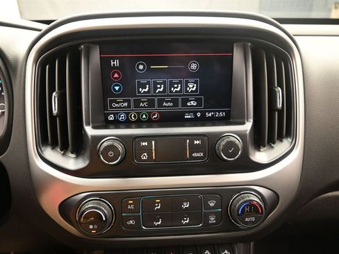 Used 2021 Chevrolet Colorado ZR2 image 11