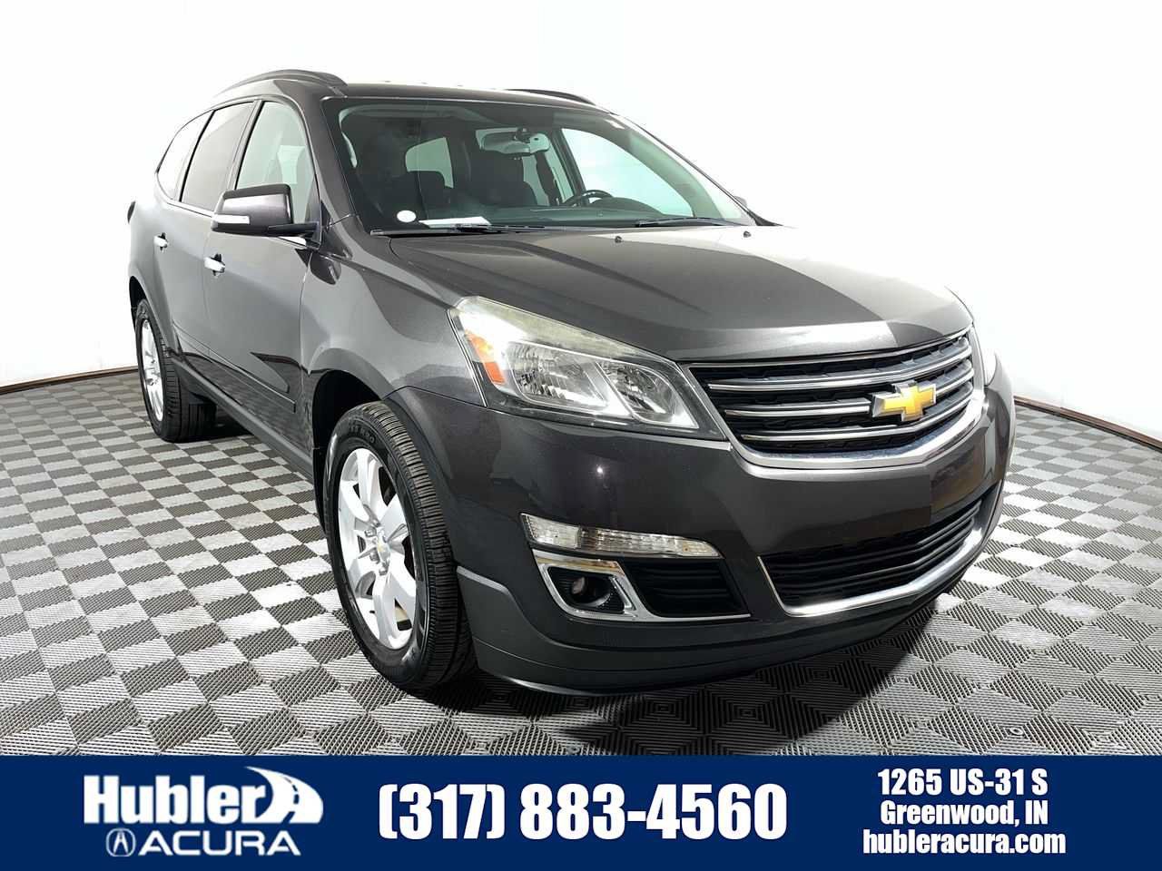 Used 2017 Chevrolet Traverse LT w/ Style and Technology Package FWD image 1