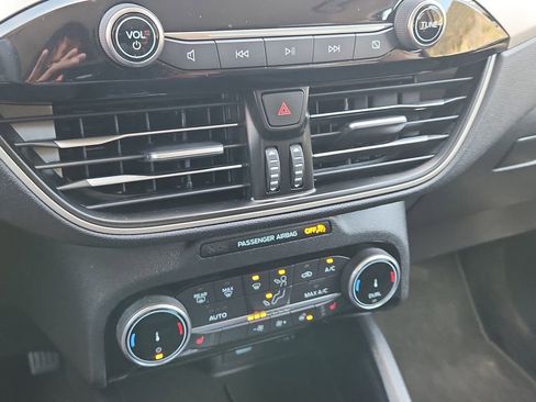 Used 2022 Ford Escape SEL w/ Equipment Group 302A image 25