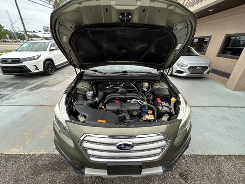 Used 2016 Subaru Outback 2.5i Limited AWD/4WD image 9