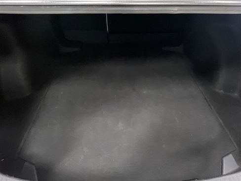 Used 2022 Toyota Corolla LE image 13