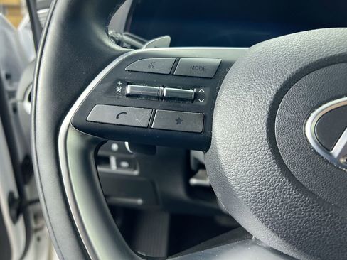 Used 2024 Hyundai Palisade Calligraphy image 16