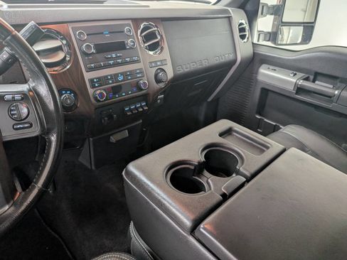 Used 2012 Ford F350 Lariat w/ Chrome Pkg image 12