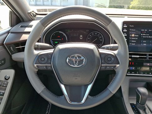 Certified 2020 Toyota Avalon Limited image 22