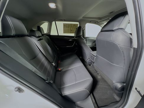 Used 2025 Toyota RAV4 XLE Premium w/ Weather Package FWD image 33