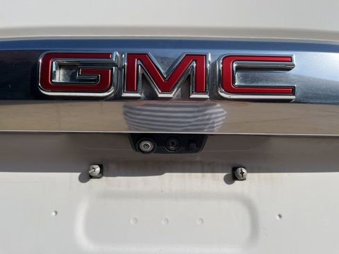 Used 2022 GMC Yukon Denali w/ Denali Premium Package RWD image 47