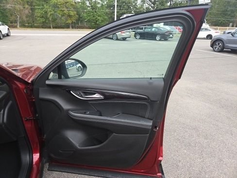 Used 2023 Buick Envision Preferred image 30