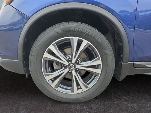 Used 2018 Nissan Rogue SL AWD/4WD image 25