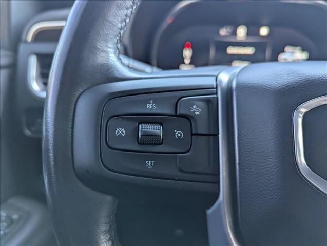 Used 2022 GMC Yukon XL SLE AWD/4WD image 13