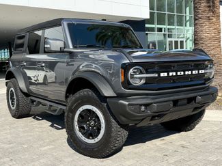 Used 2023 Ford Bronco Outer Banks w/ Sasquatch Package video 1