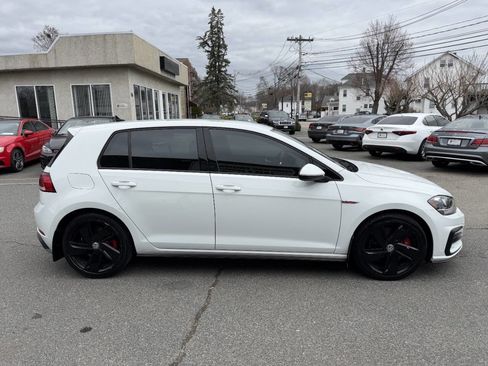 Used 2020 Volkswagen GTI S image 9
