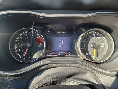 Certified 2020 Jeep Cherokee Trailhawk w/ Comfort/Convenience Group image 27