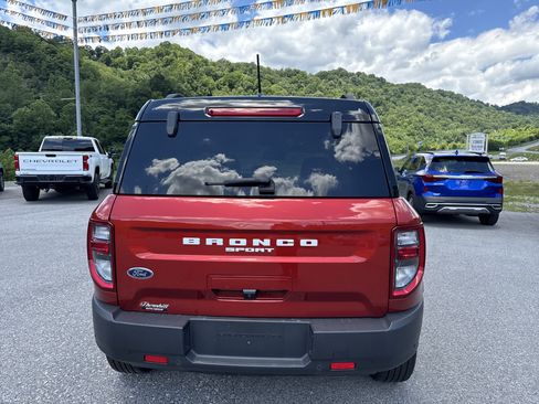 Used 2023 Ford Bronco Sport Outer Banks w/ Tech Package AWD/4WD image 7