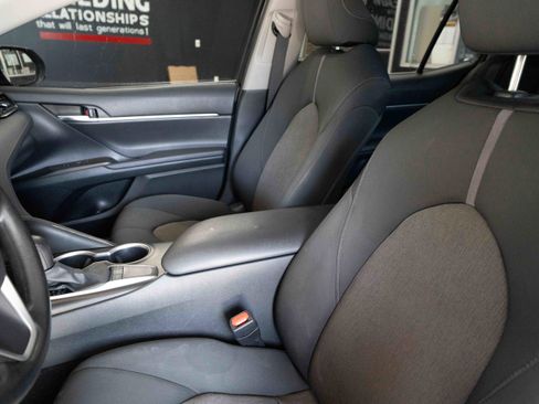 Used 2023 Toyota Camry LE FWD image 10