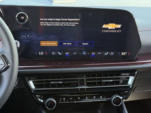 New 2026 Chevrolet Traverse RS image 15