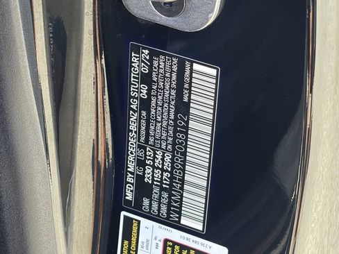 Used 2024 Mercedes-Benz CLE 300 4MATIC Coupe image 37