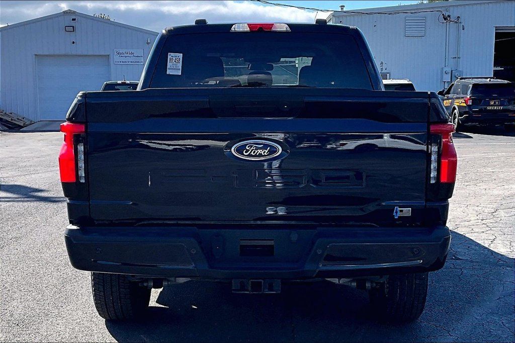 Used 2022 Ford F150 Lightning XLT w/ Max Trailer Tow Package AWD/4WD image 8